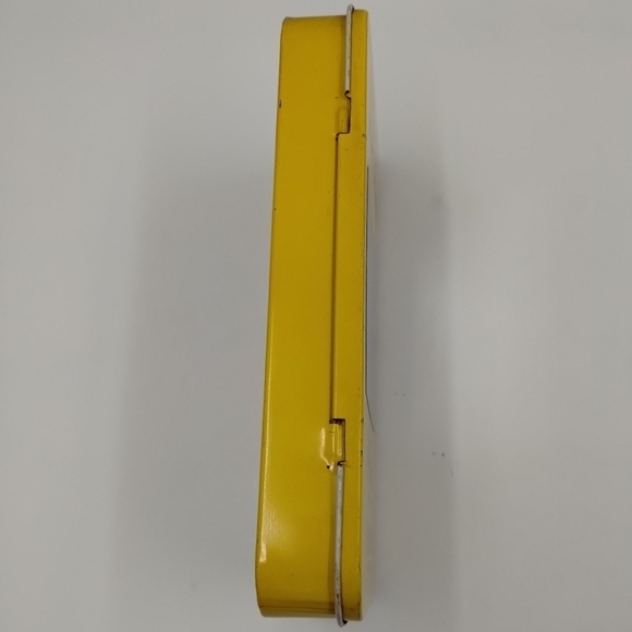 Peter Pan Walt Disney Collectible Tin W/ Sticker PB Hunts Tinkerbell Vintage - Picture 6 of 11